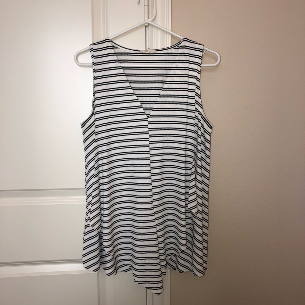 Mystree brand knit ribbed top size medium